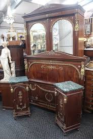 antique bedroom furniture