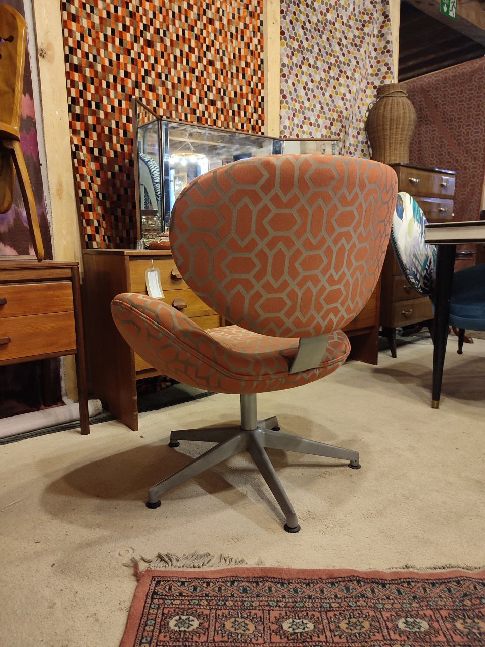 mid century modern furniture chair