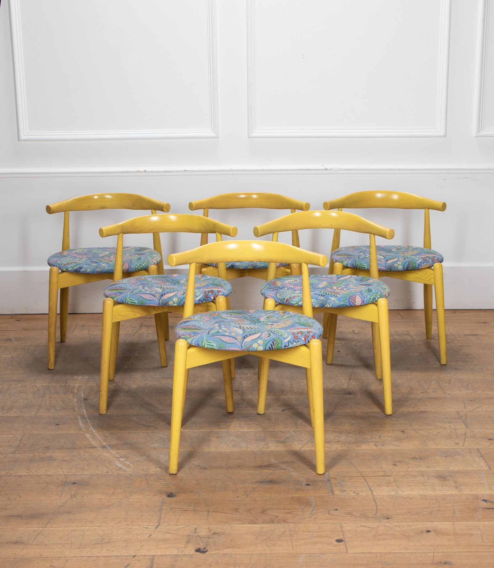 wishbone style dining chair